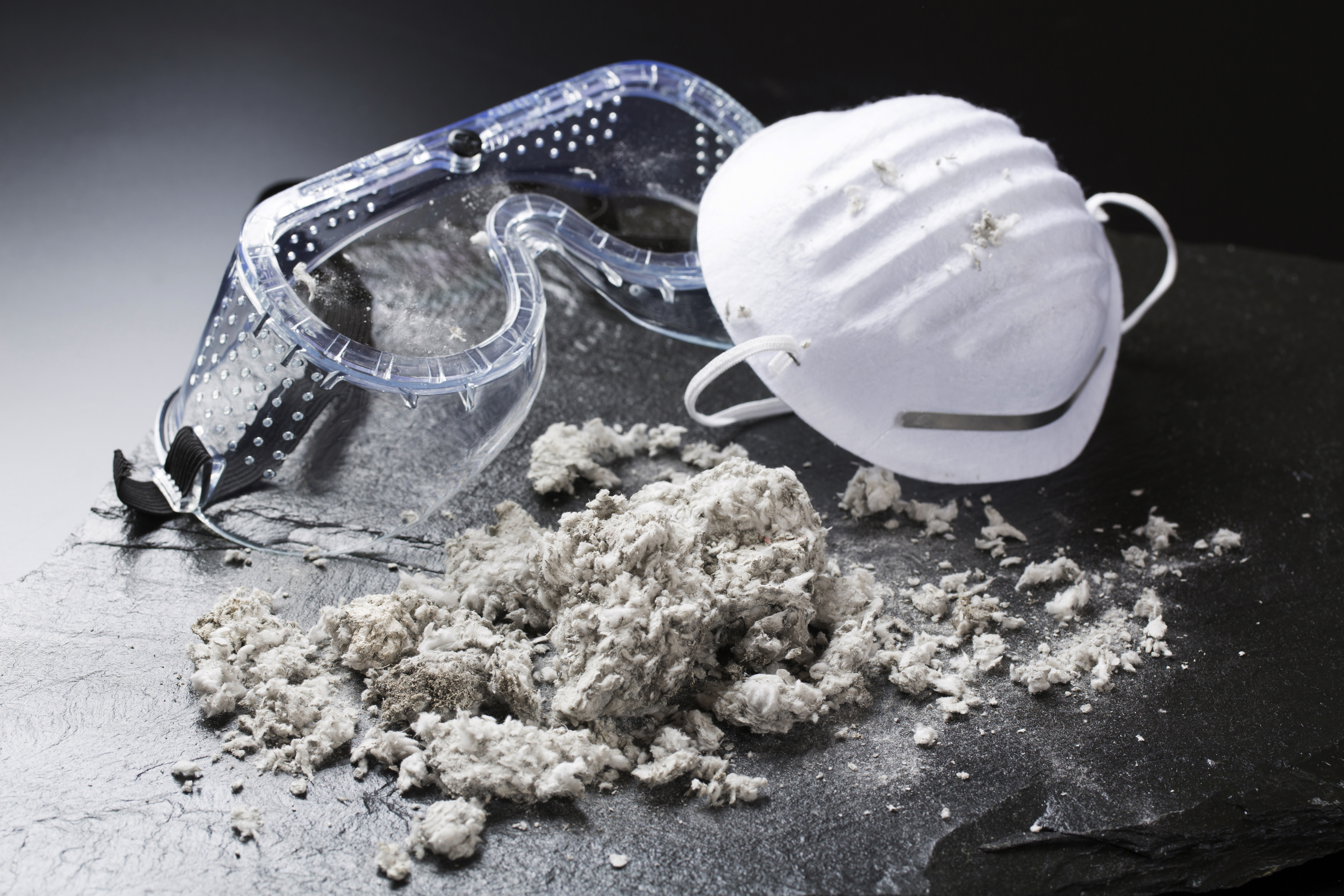 Asbest: ”Det er os, der skal opdage det” | Blik- og Rørarbejderforbundet